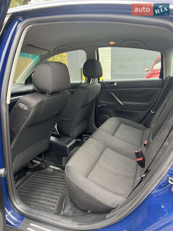 Седан Volkswagen Passat 2003 в Львове фото 8 Седан Volkswagen Passat 2003 в Львове