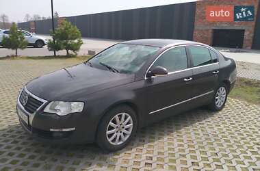 Седан Volkswagen Passat 2006 в Хмельницькому