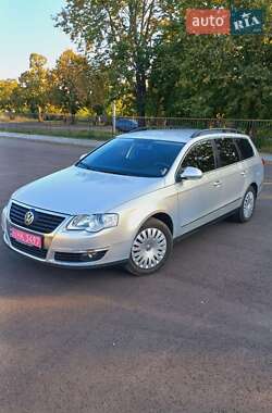 Універсал Volkswagen Passat 2010 в Чернігові