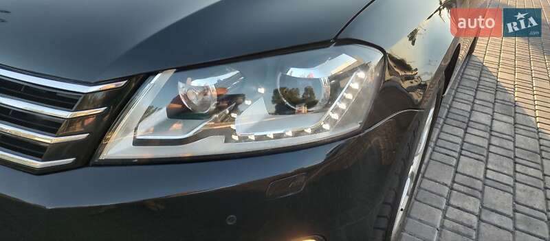 Седан Volkswagen Passat 2012 в Одессе
