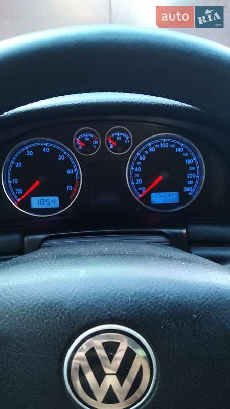 Седан Volkswagen Passat 2001 в Тульчине