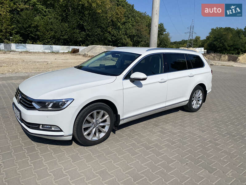 Універсал Volkswagen Passat 2017 в Тернополі