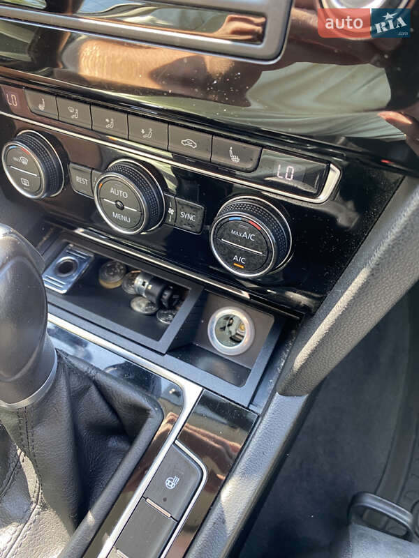 Універсал Volkswagen Passat 2017 в Тернополі