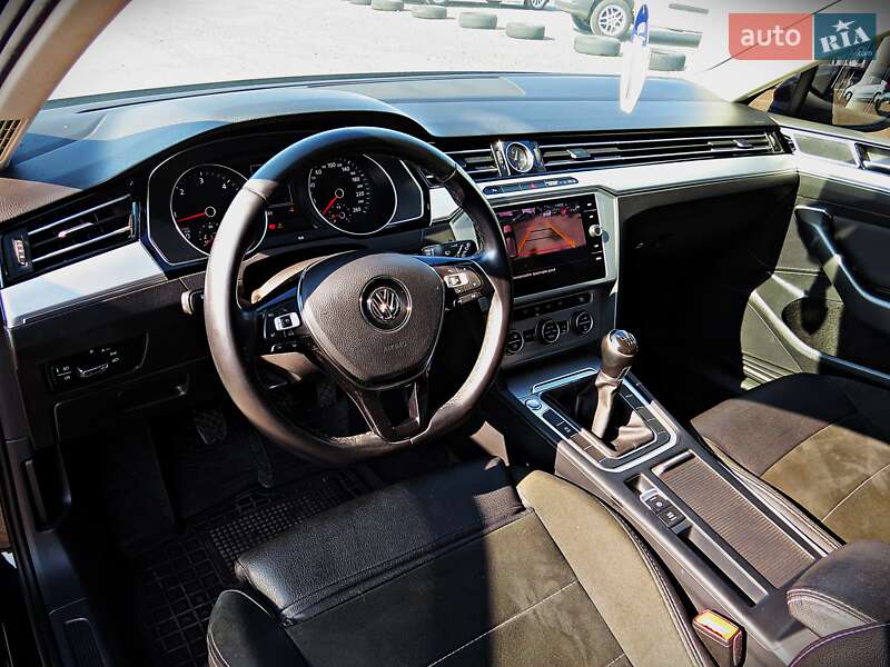 Універсал Volkswagen Passat 2017 в Черкасах фото 6 Універсал Volkswagen Passat 2017 в Черкасах