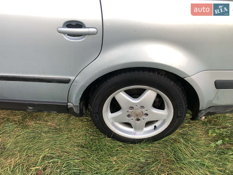 Универсал Volkswagen Passat 2001 в Львове