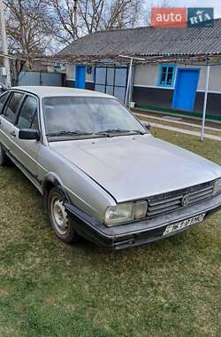 Універсал Volkswagen Passat 1987 в 