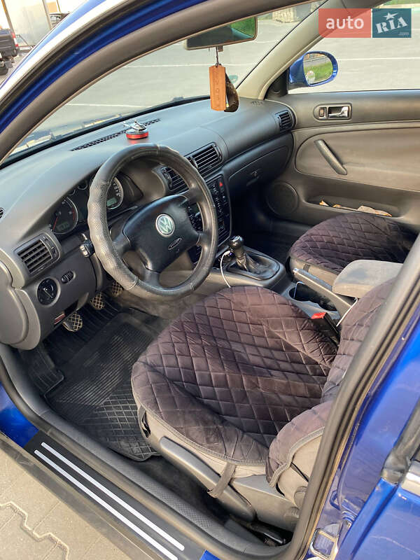 Универсал Volkswagen Passat 2004 в Луцке фото 9 Универсал Volkswagen Passat 2004 в Луцке