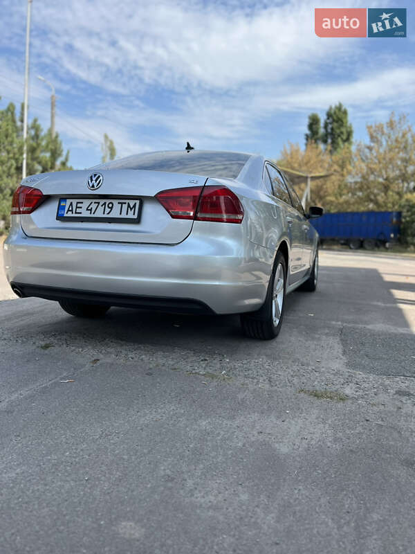 Седан Volkswagen Passat 2013 в Днепре фото 6 Седан Volkswagen Passat 2013 в Днепре