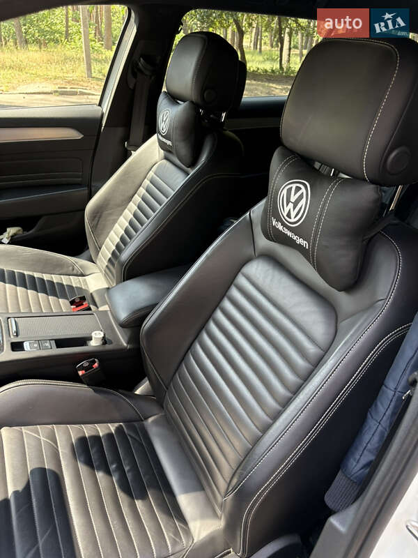 Універсал Volkswagen Passat 2019 в Черкасах