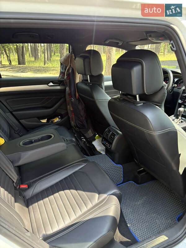 Універсал Volkswagen Passat 2019 в Черкасах