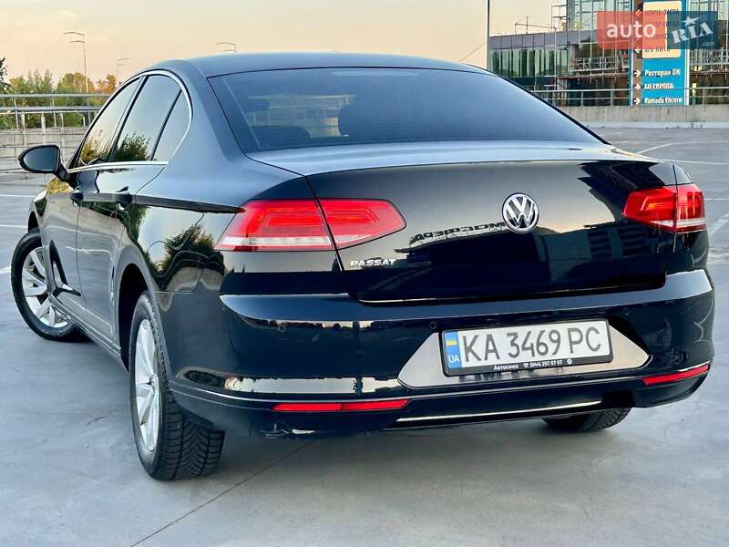 Седан Volkswagen Passat 2019 в Киеве