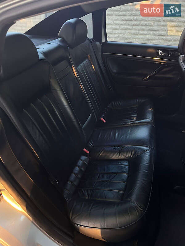 Седан Volkswagen Passat 2002 в Новомосковске фото 10 Седан Volkswagen Passat 2002 в Новомосковске