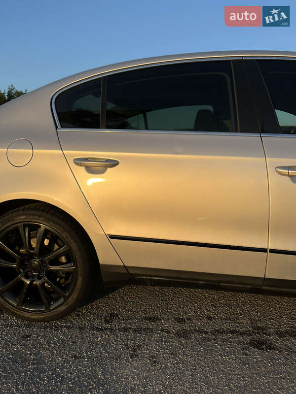 Седан Volkswagen Passat 2008 в Харькове