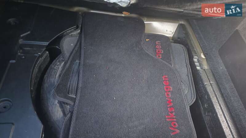 Седан Volkswagen Passat 2006 в Львові