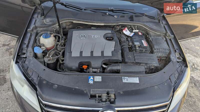 Универсал Volkswagen Passat 2011 в Березному