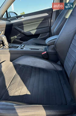 Универсал Volkswagen Passat 2018 в 