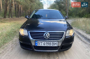 Седан Volkswagen Passat 2006 в Києві