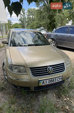 Седан Volkswagen Passat 2001 в 