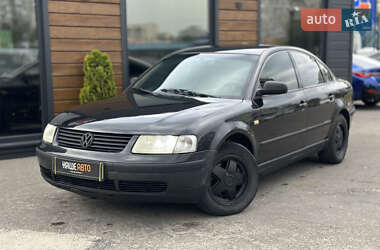 Седан Volkswagen Passat 1997 в Шептицькому