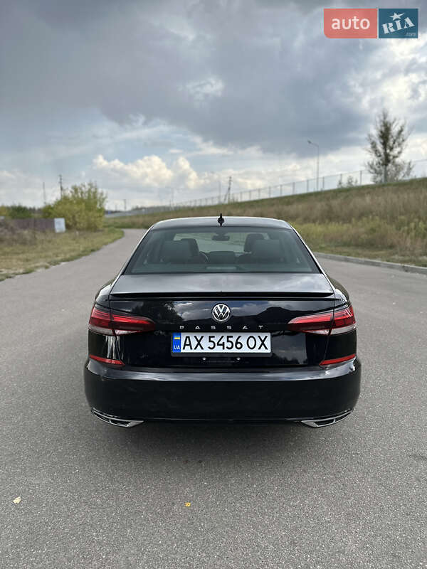 Седан Volkswagen Passat 2021 в Харькове