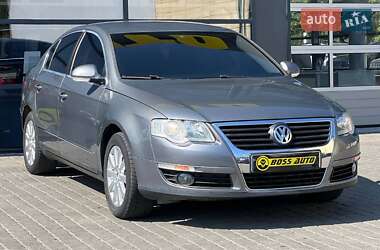 Седан Volkswagen Passat 2005 в Івано-Франківську