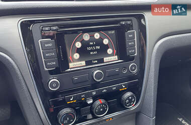 Седан Volkswagen Passat 2014 в 