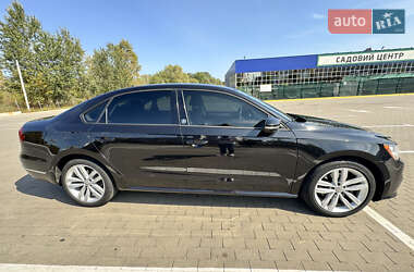 Седан Volkswagen Passat 2018 в Сумах