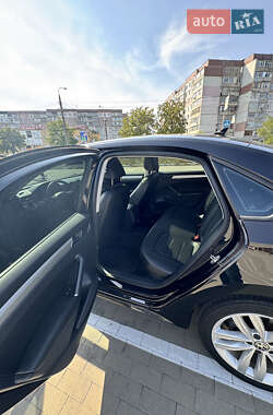 Седан Volkswagen Passat 2018 в Сумах