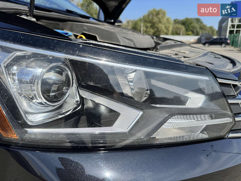 Седан Volkswagen Passat 2018 в Сумах