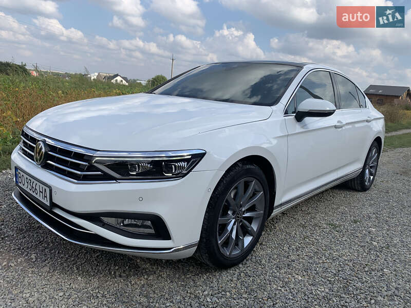 Volkswagen Passat 2021