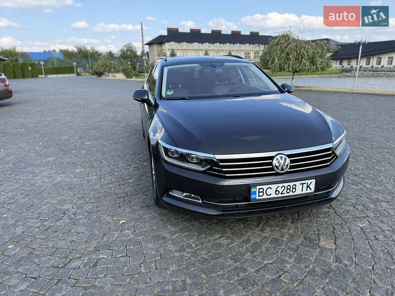 Универсал Volkswagen Passat 2017 в Львове