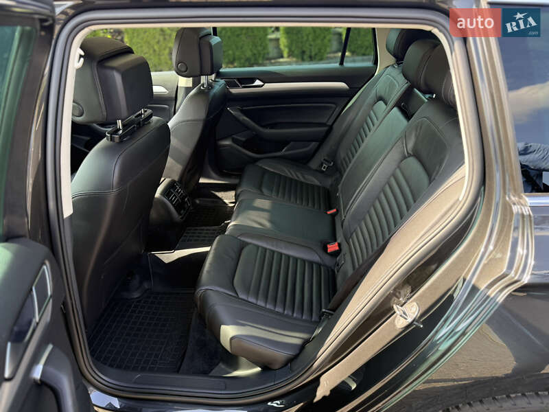 Универсал Volkswagen Passat 2017 в Львове