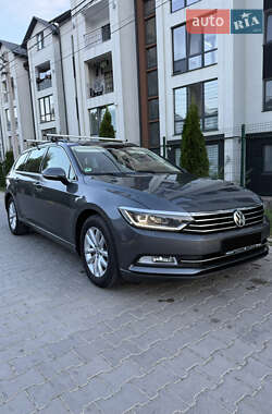 Универсал Volkswagen Passat 2015 в Черновцах