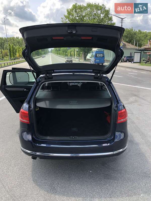 Універсал Volkswagen Passat 2014 в Бобровиці