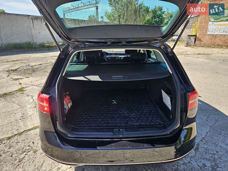 Універсал Volkswagen Passat 2017 в Українці