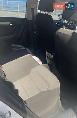 Седан Volkswagen Passat 2013 в 
