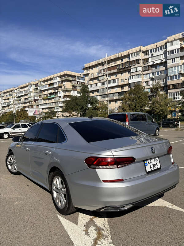 Седан Volkswagen Passat 2020 в Киеве