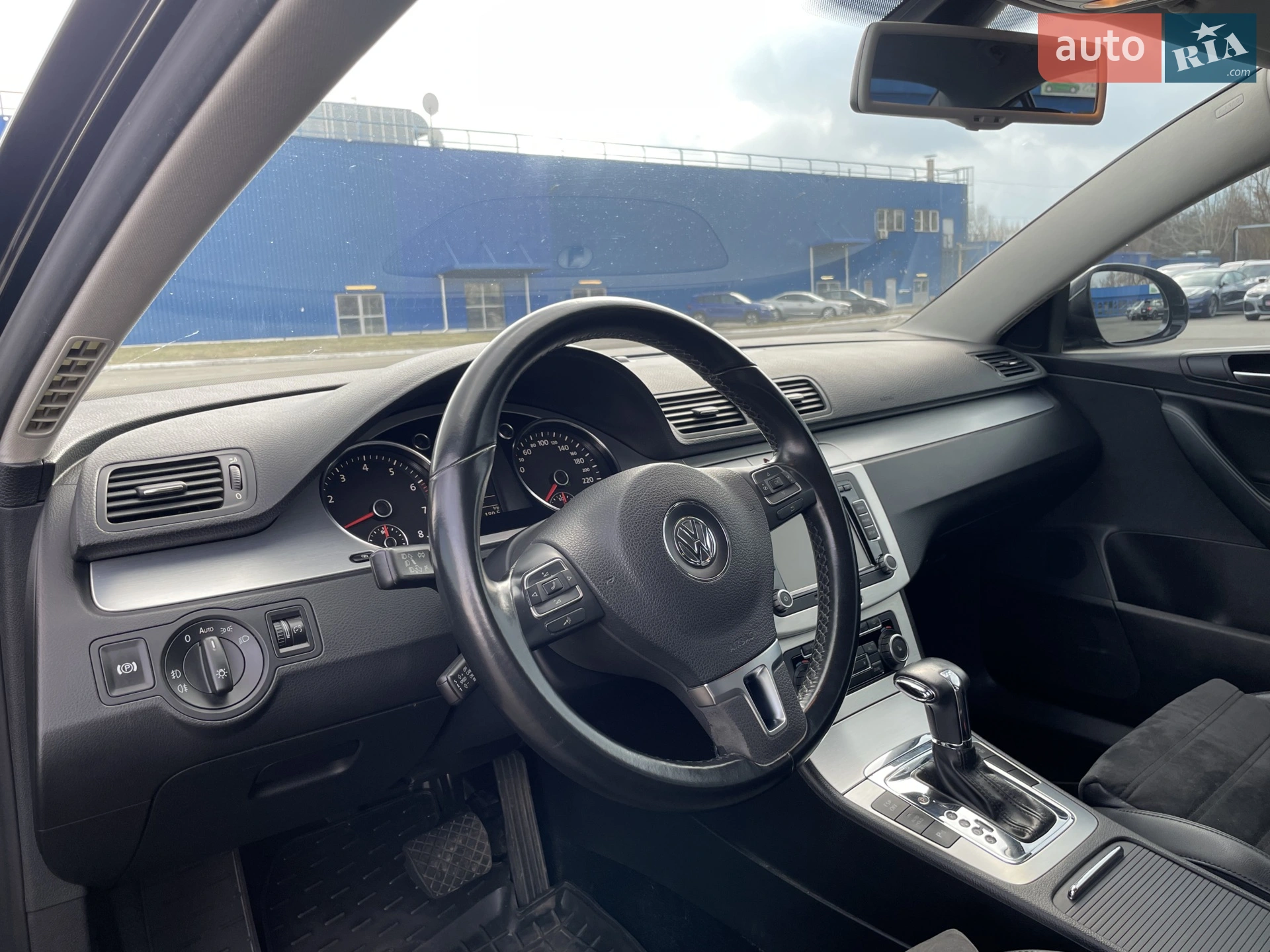 2010 Volkswagen Passat - мініатюра 14