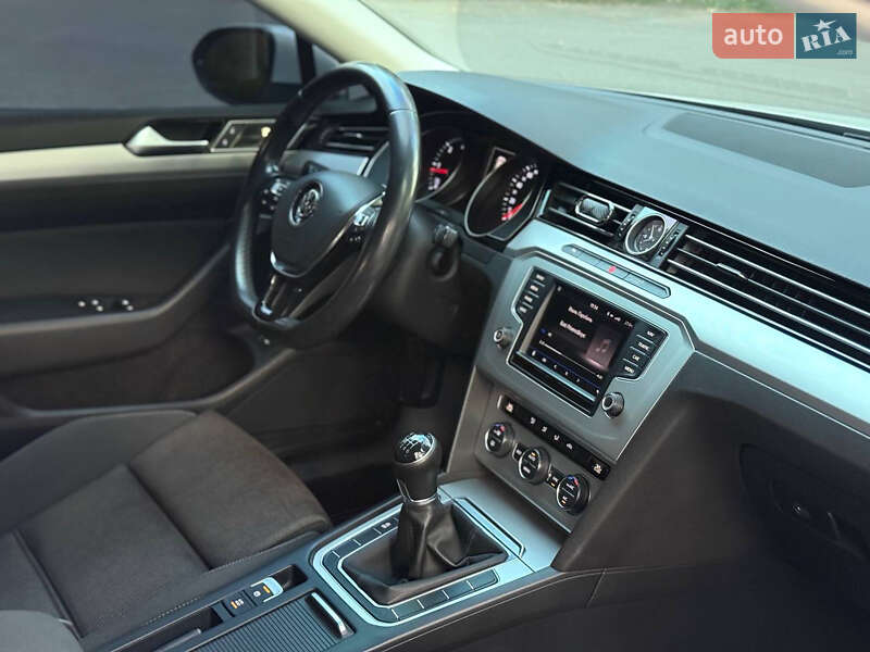 Универсал Volkswagen Passat 2017 в Новомосковске