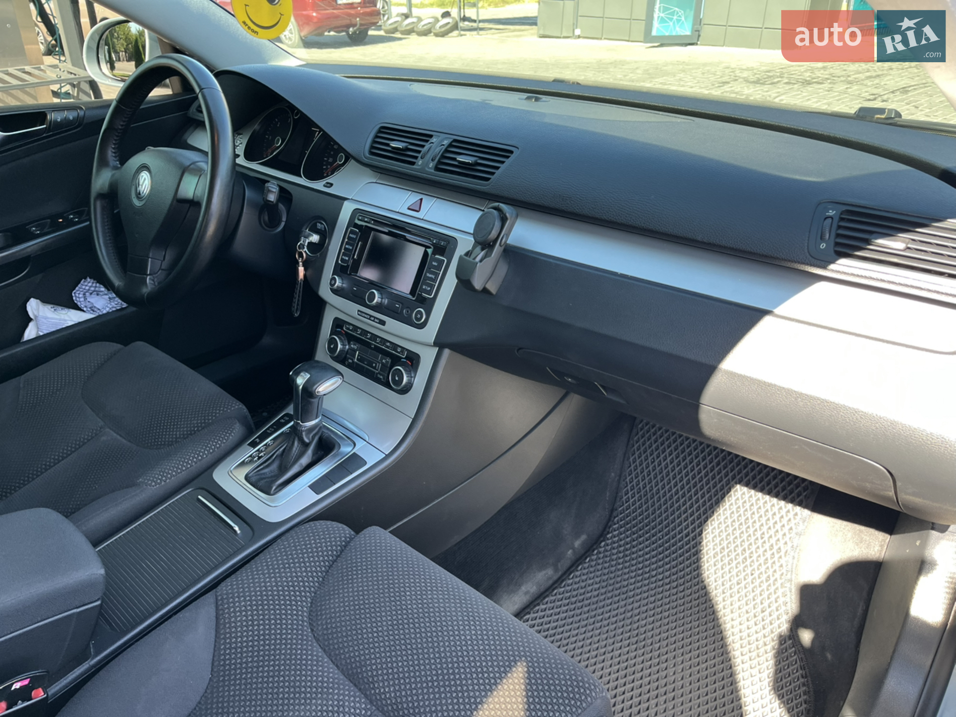 2010 Volkswagen Passat - мініатюра 19