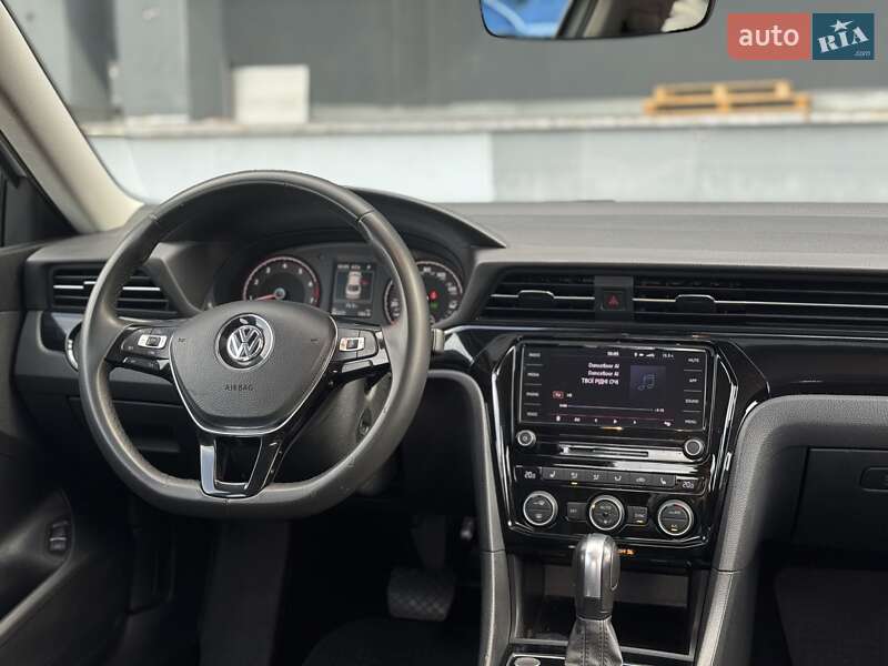 Седан Volkswagen Passat 2021 в Киеве фото 13 Седан Volkswagen Passat 2021 в Киеве