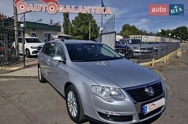 Універсал Volkswagen Passat 2009 в Миколаєві