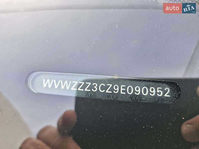 Універсал Volkswagen Passat 2009 в Миколаєві