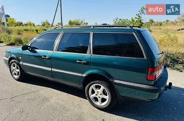 Универсал Volkswagen Passat 1997 в 