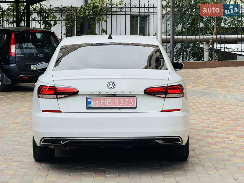 Седан Volkswagen Passat 2020 в Одессе