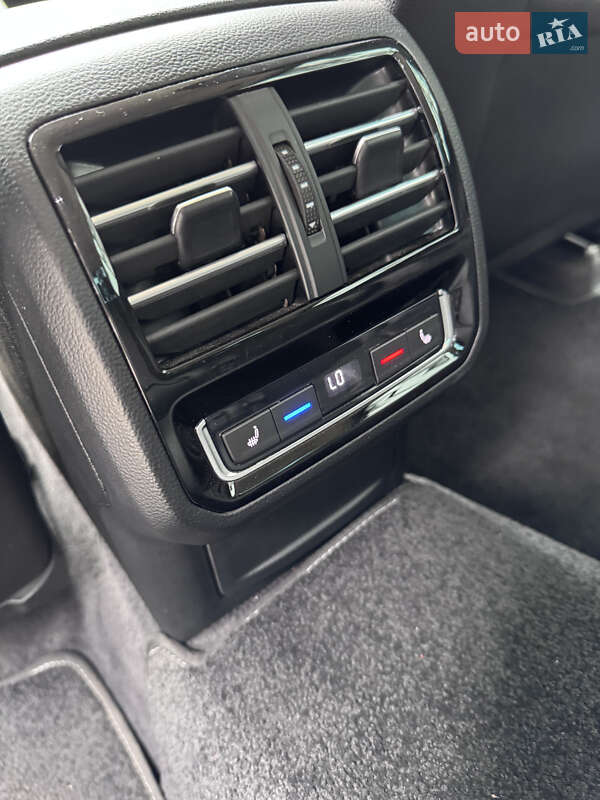 Седан Volkswagen Passat 2017 в Житомире фото 20 Седан Volkswagen Passat 2017 в Житомире