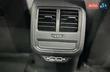 Седан Volkswagen Passat 2020 в Одессе