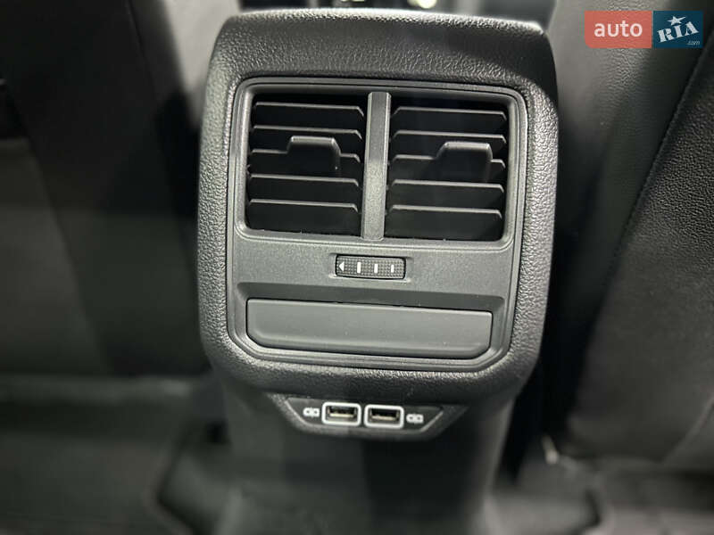 Седан Volkswagen Passat 2020 в Одессе фото 14 Седан Volkswagen Passat 2020 в Одессе