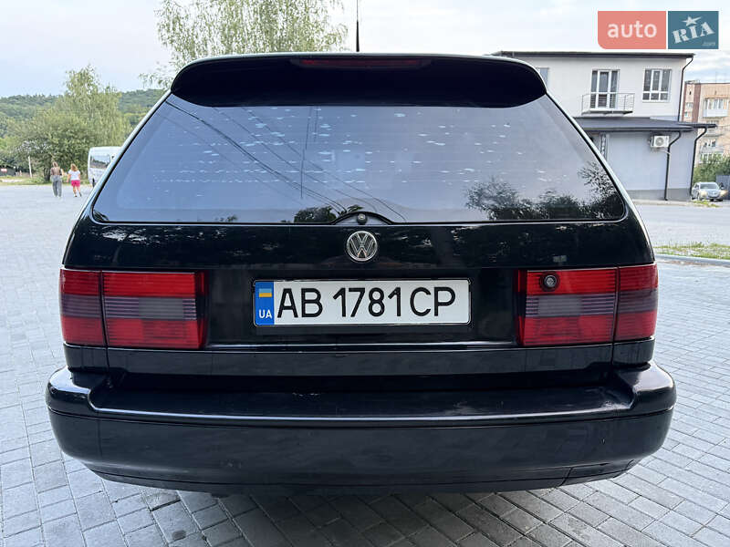 Універсал Volkswagen Passat 1995 в Кременці