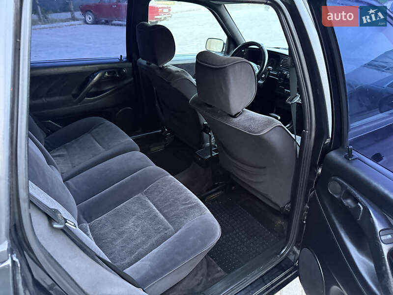 Універсал Volkswagen Passat 1995 в Кременці